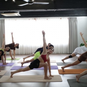 Sáng Tạo Studio