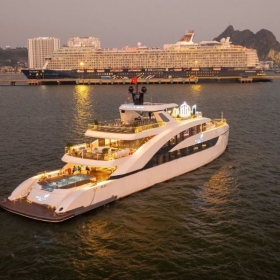  Saquila Yacht