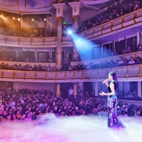 Thăng Long show