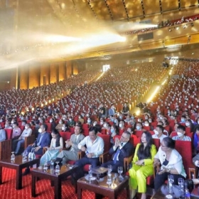 Thăng Long show