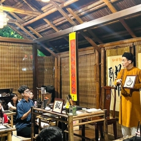 TOUR ĐÊM VĂN MIẾU - TINH HOA ĐẠO HỌC 