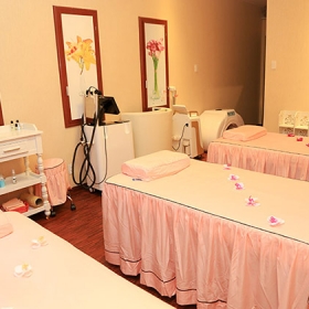 Lilly Nail & Beauty Spa