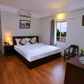 Phố Biển Hotel 
