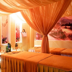 Vòm Spa