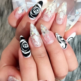 Amari Nail 
