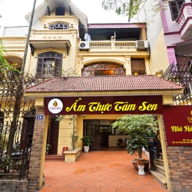 Nhà hàng Tâm Sen