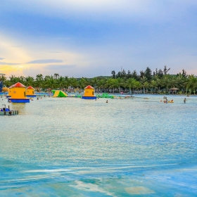 HÒN DẤU HOLIDAY RESORT