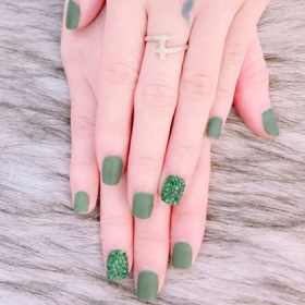 Amari Nail 