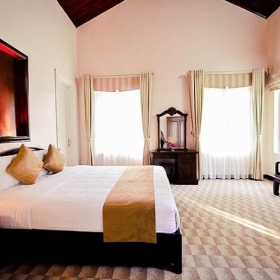 Hoàng Long Resort 3 sao Thạch Thất