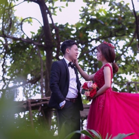 Nụ Cười Vàng Studio