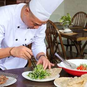 Sa Yến Restaurant