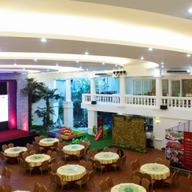 Nhà hàng Vạn Tuế 