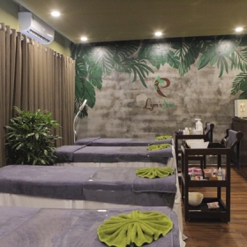 Lyn's Spa