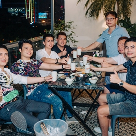 Nhà hàng hải sản Hùng Trường Sa