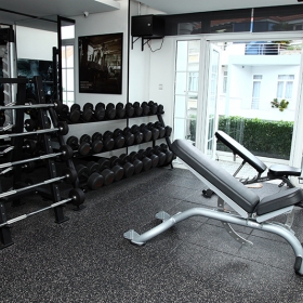  Fast2Fit Gym