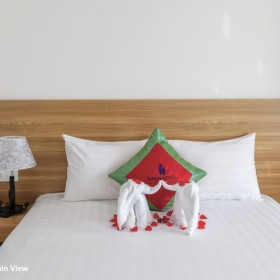 Siren Flower Hotel 