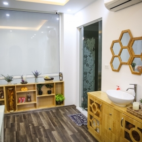 Hương Seoul Spa