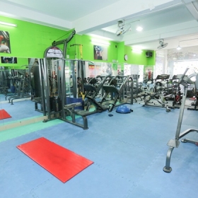 Câu Lạc Bộ Nữ Thần
