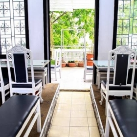 Gà tươi Mạnh Hoạch