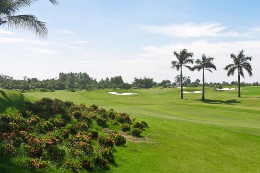 Royal Island Mekong Golf