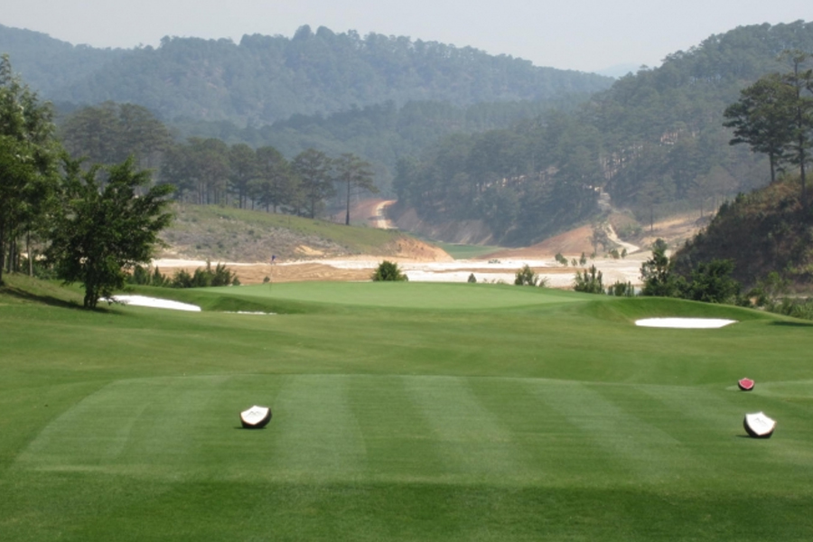 Sam Tuyen Lam Golf