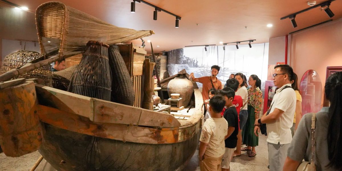 Vé Trung tâm Tinh hoa Làng nghề Việt - Bảo tàng gốm Bát Tràng - Hà Nội