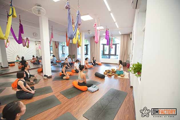 om-yoga-hop-tac-dealtoday