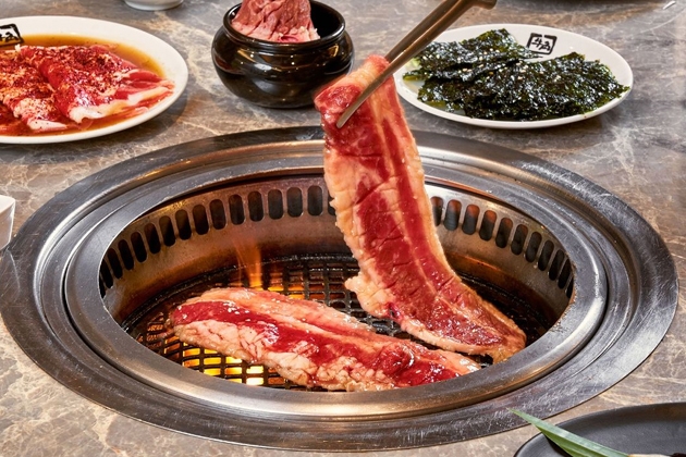 Buffet nướng lẩu menu 468k tại hệ thống nh&agrave; h&agrave;ng Gyu Kaku Japanese BBQ