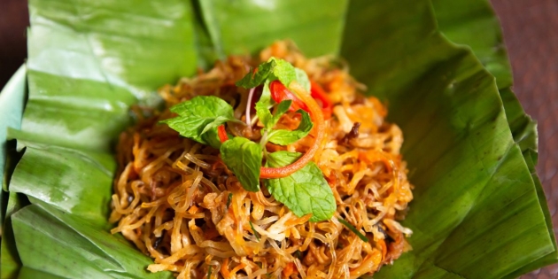 The-qua-tang-Viet-Deli-Moi-2