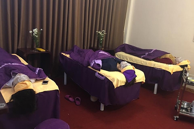 Chăm sóc da chuyên sâu tại Vichy Spa