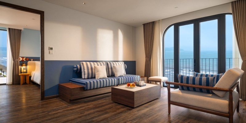 Premier-Suite-slide
