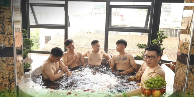 SEN-20-HANG-TRE-VA-72B-TRAN-HUNG-DAO