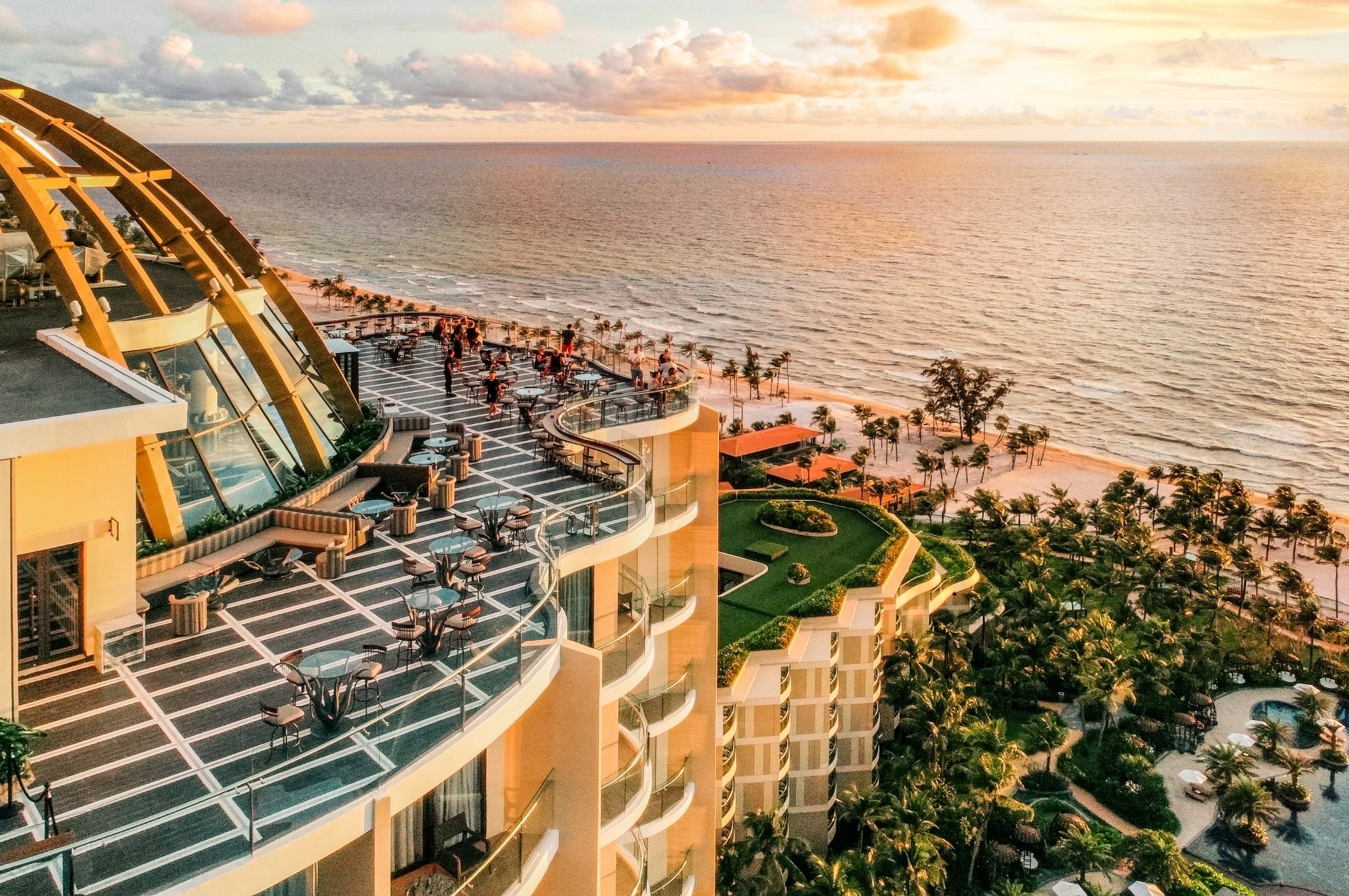 ink-360-rooftop-bar-intercontinental-phu-quoc