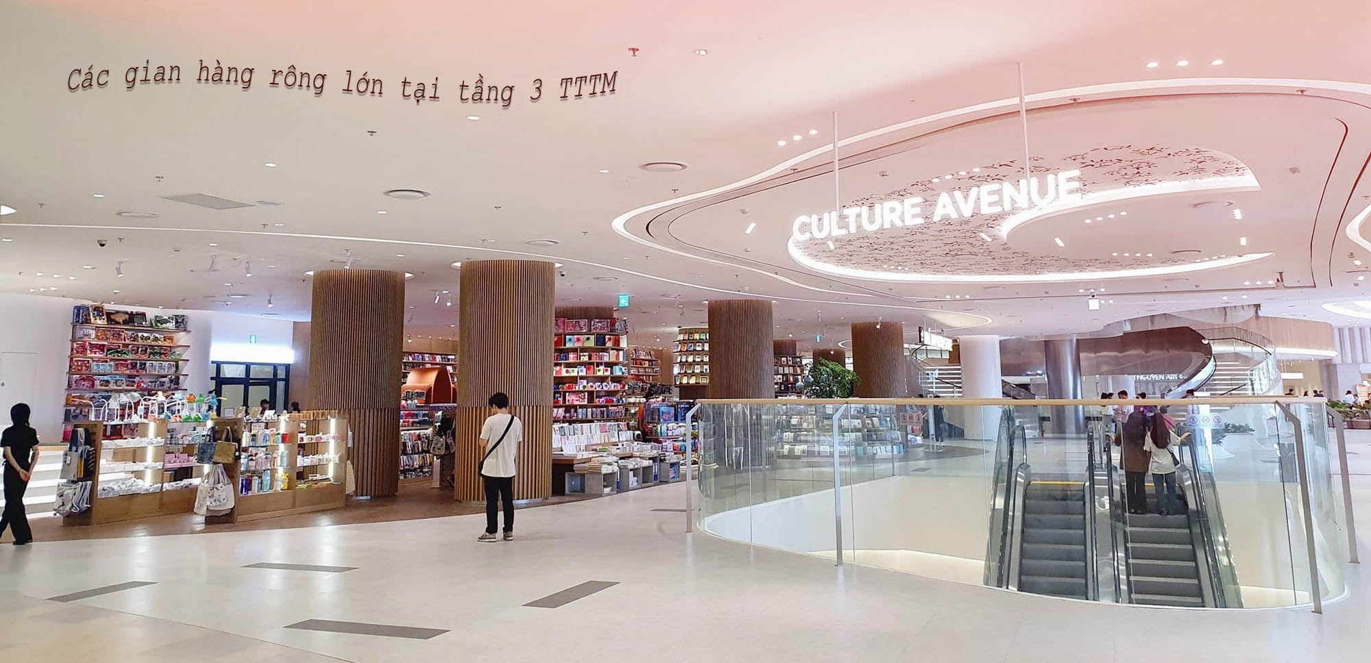khong-gian-mua-sam-rong-lon-lotte-mall