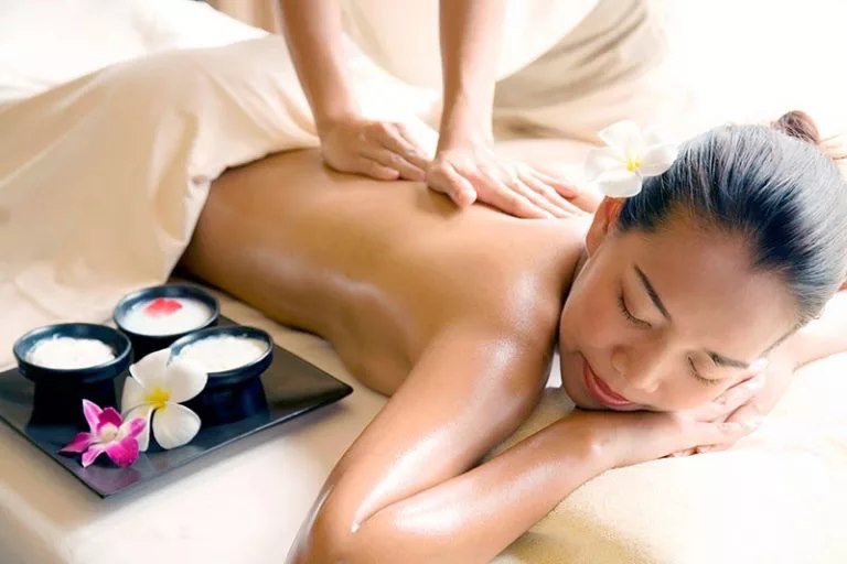 massage-body-sang-va-toi
