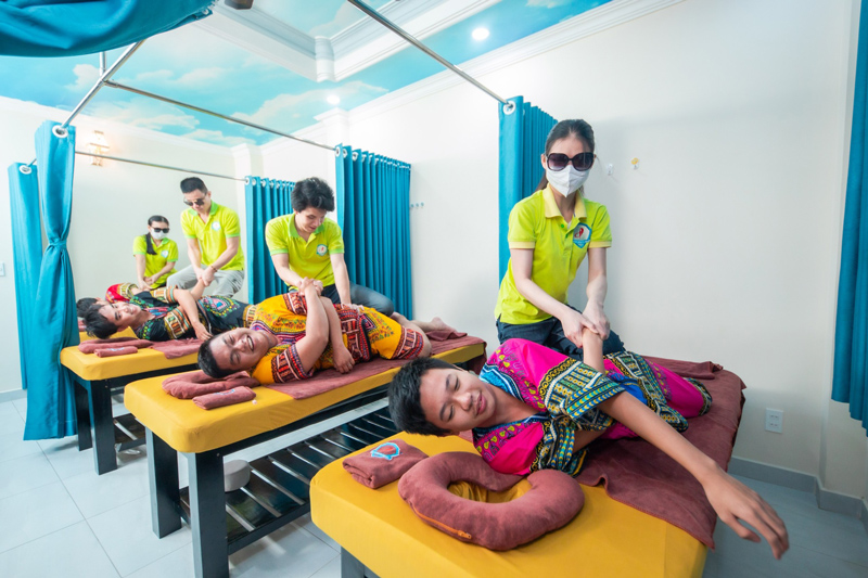 massage-nguoi-mu-cho-nam