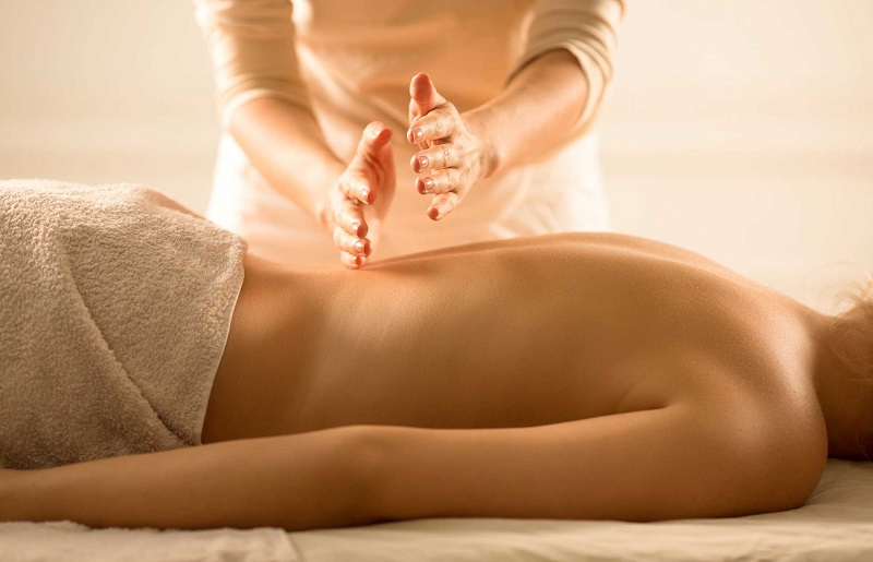 massage-tai-nha-co-kho-khong