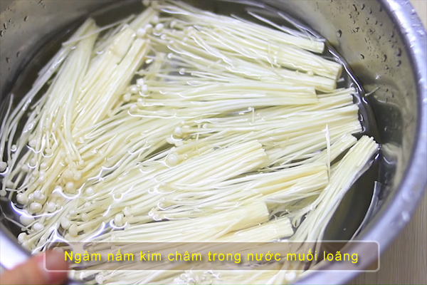ngam-nam-kim-cham-trong-nuoc