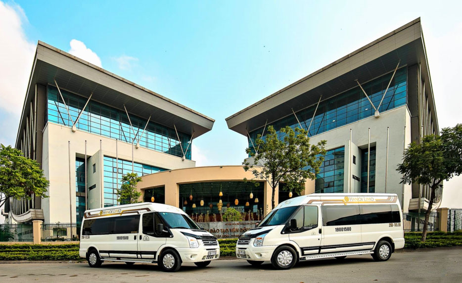 xe-Ha-noi-Limousine